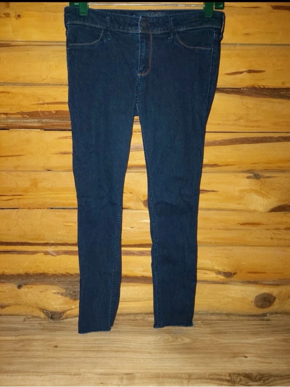 Hollister Crop Jeans